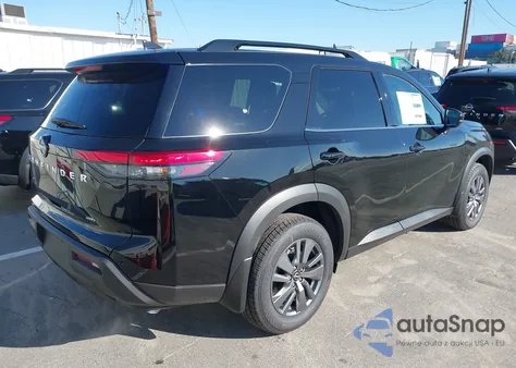 2025 Nissan Pathfinder Sv 4Wd z USA, uszkodzony, nr VIN 5N1DR3BC4SC312562